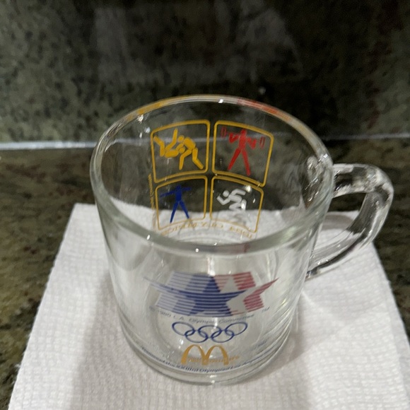 McDonald’s X Olympics Glass Mug 1984 Features Star McDonald’s logo & Athletes - Picture 3 of 12